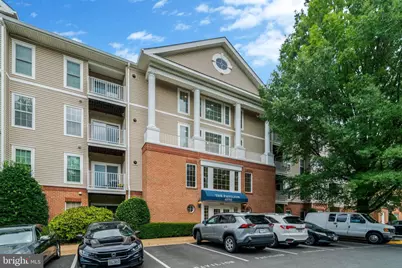 6990 Falls Reach Drive #301, Falls Church, VA 22043 - Photo 3