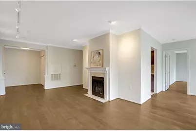 6990 Falls Reach Drive #301, Falls Church, VA 22043 - Photo 5