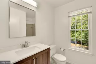 10224 Faire Commons Ct, Burke, VA 22015 - Photo 21