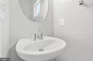 7630 Buckland Pl, Lorton, VA 22079 - Photo 17