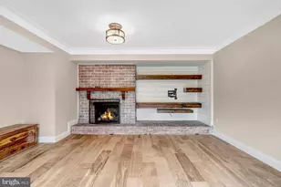 8704 Greystone Pl, Alexandria, VA 22309 - Photo 7