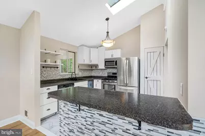 8704 Greystone Place, Alexandria, VA 22309 - Photo 19