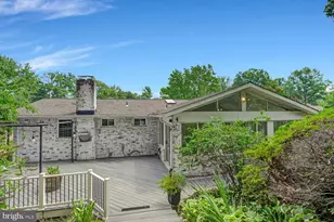 8704 Greystone Pl, Alexandria, VA 22309 - Photo 37