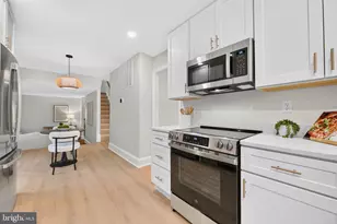 1427 Green Run Ln, Reston, VA 20190 - Photo 15