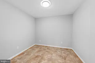 1427 Green Run Ln, Reston, VA 20190 - Photo 37