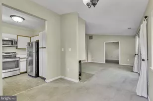 11041 Villaridge Ct, Reston, VA 20191 - Photo 7