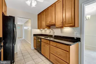 7719 Bristol Square Ct, Springfield, VA 22153 - Photo 23