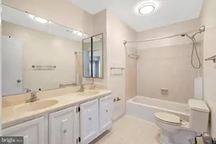 7719 Bristol Square Ct, Springfield, VA 22153 - Photo 39