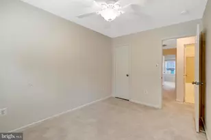 7719 Bristol Square Ct, Springfield, VA 22153 - Photo 29