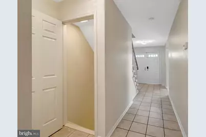 7719 Bristol Square Court, Springfield, VA 22153 - Photo 9