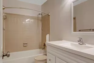 7719 Bristol Square Ct, Springfield, VA 22153 - Photo 33