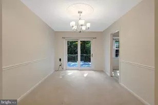 7719 Bristol Square Ct, Springfield, VA 22153 - Photo 17