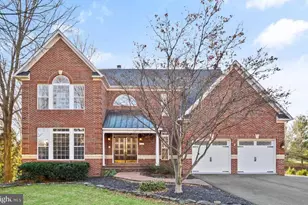 13633 Birch Dr, Chantilly, VA 20151 - Photo 1
