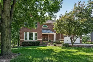 13633 Birch Dr, Chantilly, VA 20151 - Photo 3