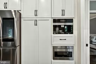 13633 Birch Dr, Chantilly, VA 20151 - Photo 23