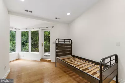 10216 Eisenhower Lane, Great Falls, VA 22066 - Photo 29
