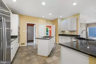 1104 Water Pointe Ln, Reston, VA 20194 - Photo 11