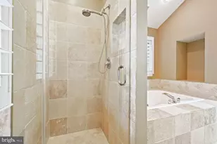 1104 Water Pointe Ln, Reston, VA 20194 - Photo 25