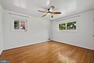 6523 Kerns Rd, Falls Church, VA 22044 - Photo 9