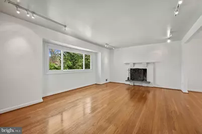 6523 Kerns Road, Falls Church, VA 22044 - Photo 15