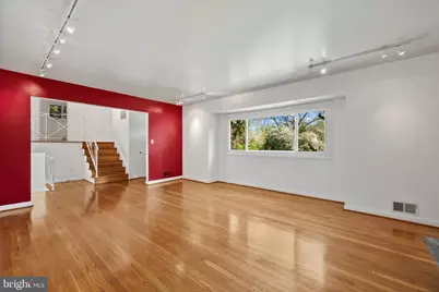 6523 Kerns Road, Falls Church, VA 22044 - Photo 17