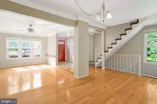 7926 Pebble Brook Ct, Springfield, VA 22153 - Photo 7