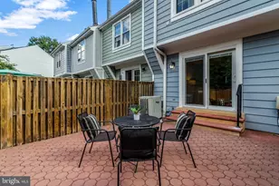 6520 Brick Hearth Ct, Alexandria, VA 22306 - Photo 37