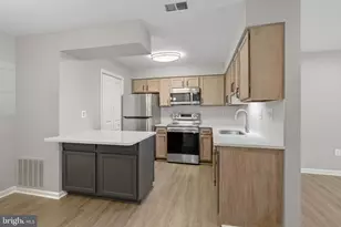 10198 Ashbrooke Ct, Oakton, VA 22124 - Photo 15