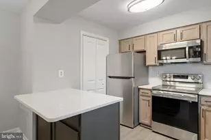 10198 Ashbrooke Ct, Oakton, VA 22124 - Photo 17