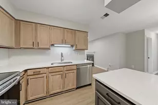 10198 Ashbrooke Ct, Oakton, VA 22124 - Photo 19