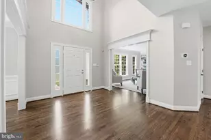 1405 Woodhurst Blvd, McLean, VA 22102 - Photo 3