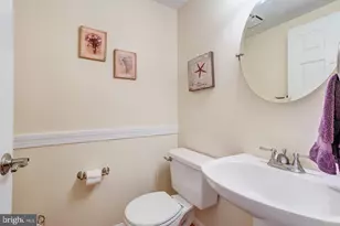 11707 Tumbrel Ct, Fairfax, VA 22030 - Photo 19