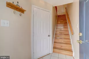 11707 Tumbrel Ct, Fairfax, VA 22030 - Photo 3