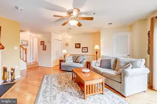 11707 Tumbrel Ct, Fairfax, VA 22030 - Photo 7