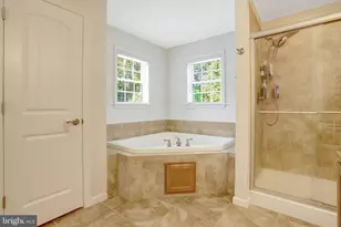 2862 Rosemary Ln, Falls Church, VA 22042 - Photo 33