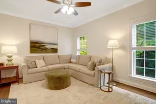 2862 Rosemary Ln, Falls Church, VA 22042 - Photo 9
