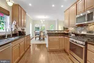 2862 Rosemary Ln, Falls Church, VA 22042 - Photo 15
