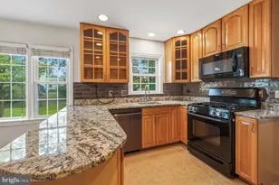 5714 Broadmoor St, Alexandria, VA 22315 - Photo 17