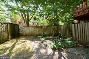 7378 Jiri Woods Ct, Springfield, VA 22153 - Photo 35