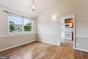 6916 Southridge Dr, McLean, VA 22101 - Photo 5