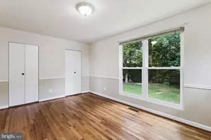 6916 Southridge Dr, McLean, VA 22101 - Photo 19