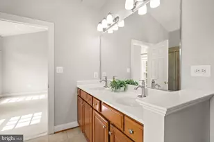 4370 Patriot Park Ct, Fairfax, VA 22030 - Photo 37