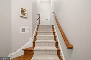 4370 Patriot Park Ct, Fairfax, VA 22030 - Photo 5