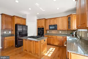4370 Patriot Park Ct, Fairfax, VA 22030 - Photo 21