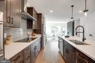 10800 Willow Ter, Fairfax, VA 22030 - Photo 17