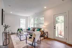 10800 Willow Ter, Fairfax, VA 22030 - Photo 7
