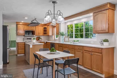 12306 Streamvale Circle, Herndon, VA 20170 - Photo 15