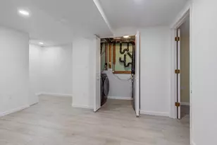 12306 Streamvale Cir, Herndon, VA 20170 - Photo 35