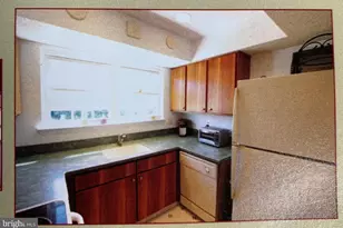 12102 Green Leaf Ct, Fairfax, VA 22033 - Photo 21