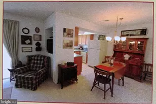 12102 Green Leaf Ct, Fairfax, VA 22033 - Photo 13